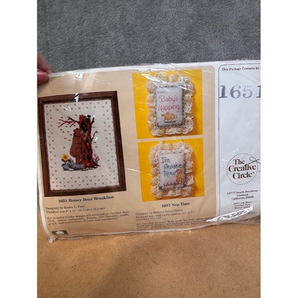 The Creative Circle Honey Bear Breakfast Cross Stitch Kit 1651 Vintage 1986 8x10